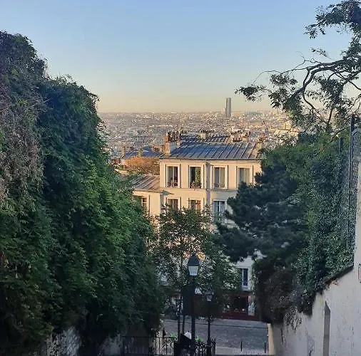 Chambre D'Hotes Confort Et Charme Paris 9Eme